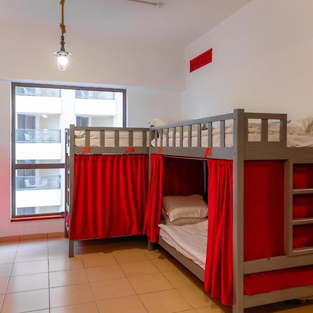 Lunar Hostel - Jbr Dubaj Zewnętrze zdjęcie