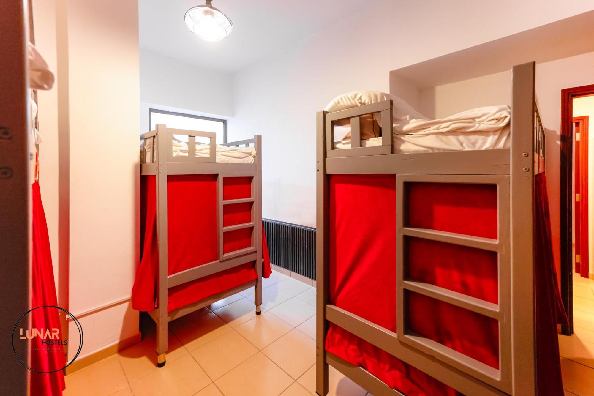 Lunar Hostel - Jbr Dubaj Zewnętrze zdjęcie